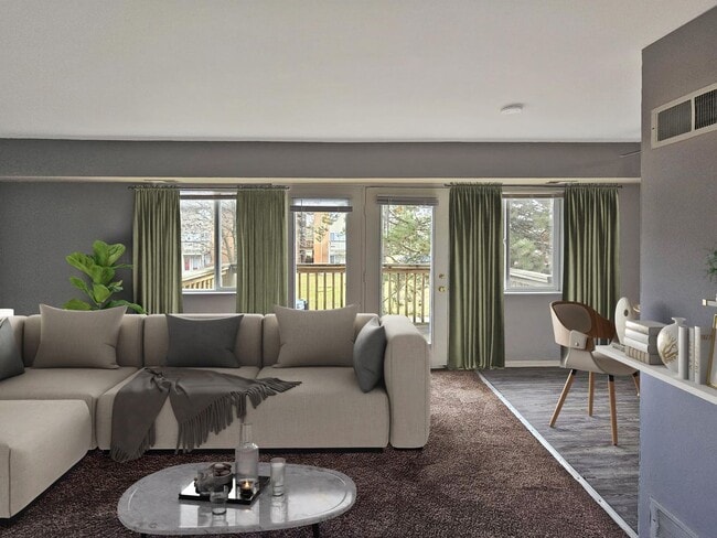 Photo - Lakeside Villas