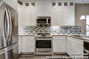 Photo - 1303 Lombrano St