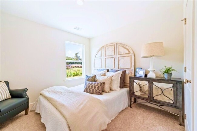 Photo - 2024 Woodbine Wy
