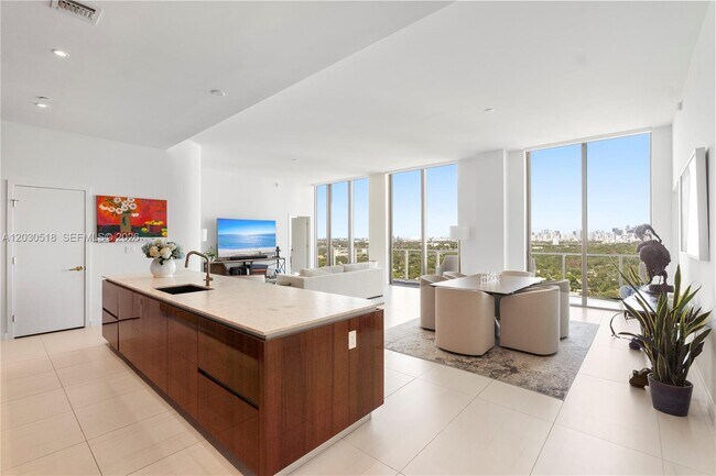 Photo - 2678 Tigertail Ave Unit PH4