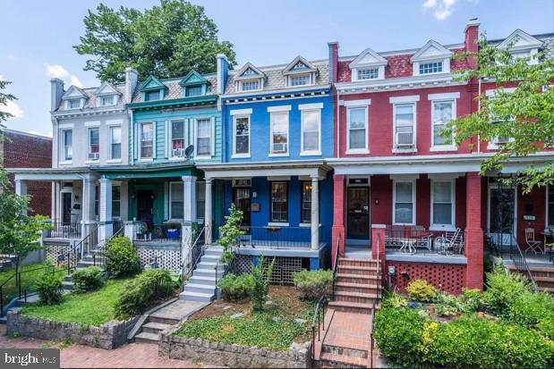 Photo - 916 5th St NE