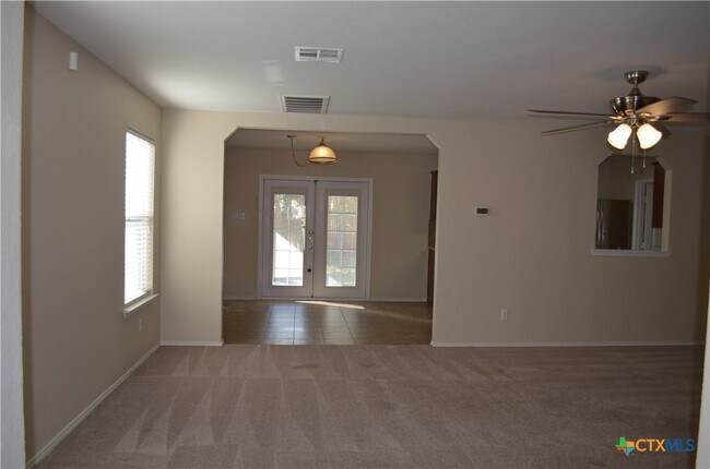 108 W Gemini Ln