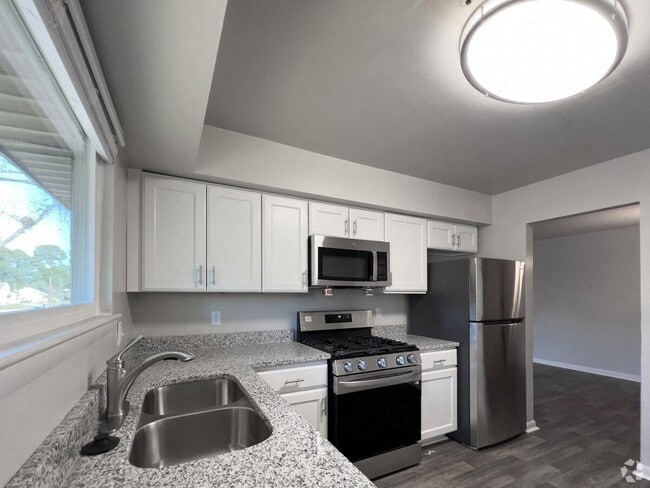 Carolanne Terrace Apartments