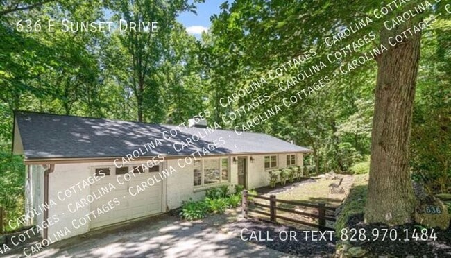 Building Photo - 636 E Sunset Dr