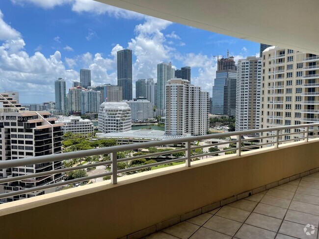 Building Photo - 848 Brickell Key Dr Unit 1905 Rental