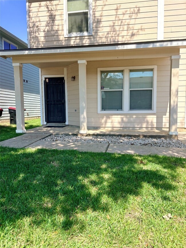 Photo - 7806 Maverick Trace Ln