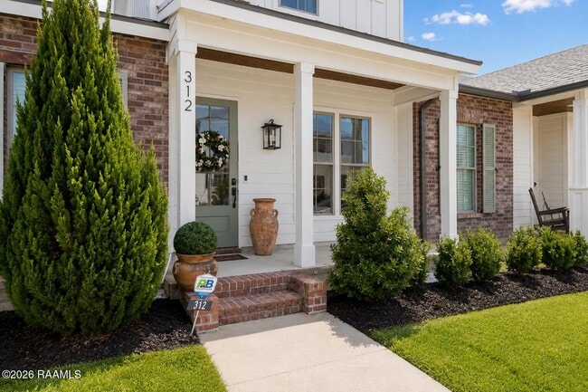 Photo - 312 Sandstone Ave