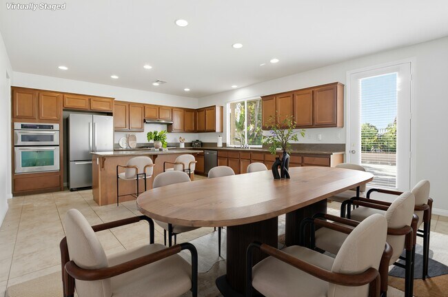 Photo - 1059 Vista Pointe Blvd