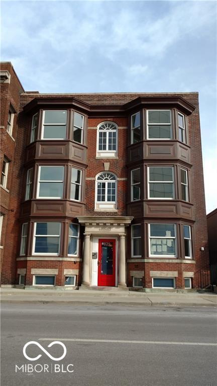 Building Photo - 829 N Pennsylvania St Unit 1C