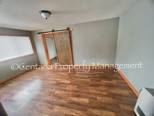 611 E 6th St Unidad 611 E. 6th St Unit A