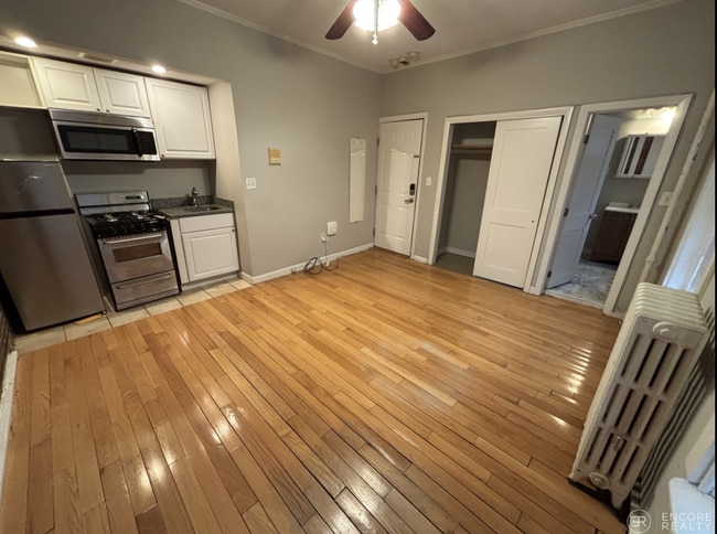 Photo - 80 West Cedar St