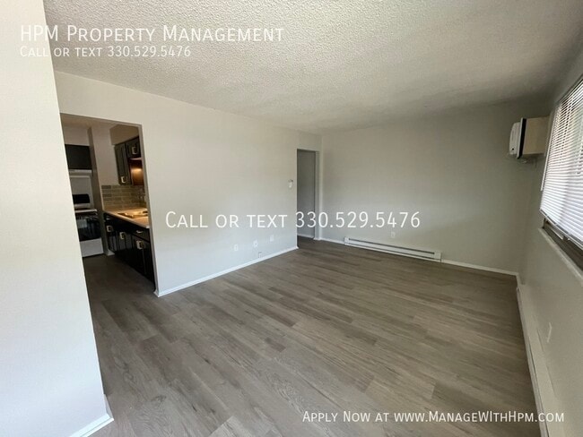 Photo - 1017 Howe Ave Unidad 22