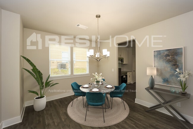 Photo - 8620 Guthrie Dr