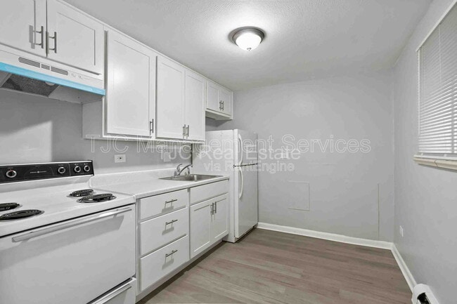Photo - 42 N Pearl St Unit 303