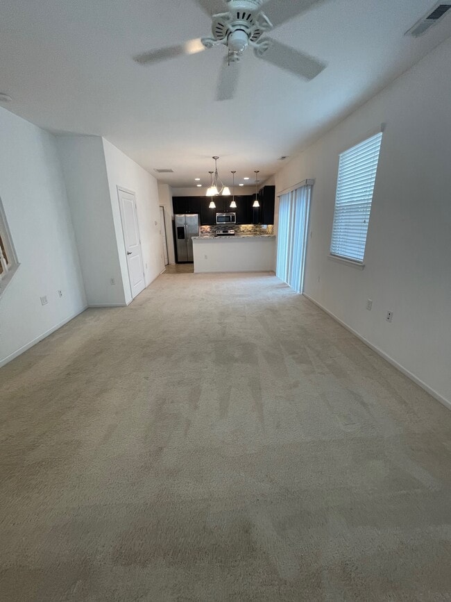 Photo - 1737 Halesworth Ln