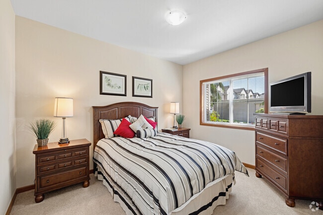 2BR, 2BA - 1,084SF - Bedroom