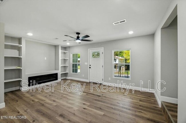 Photo - 1309 Summit St