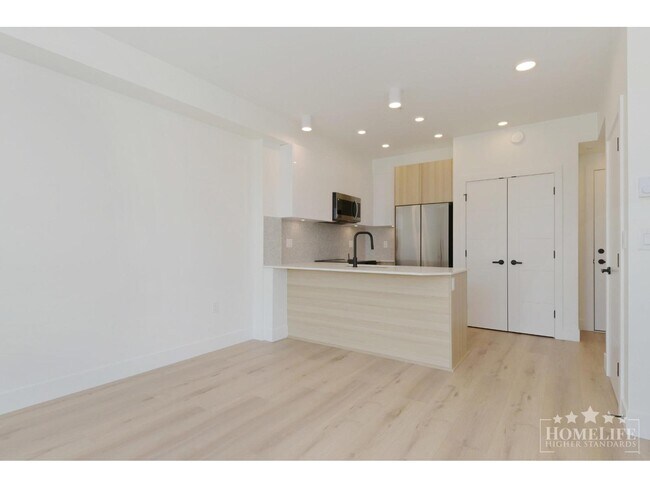 20769 Fraser Hwy Unit 317