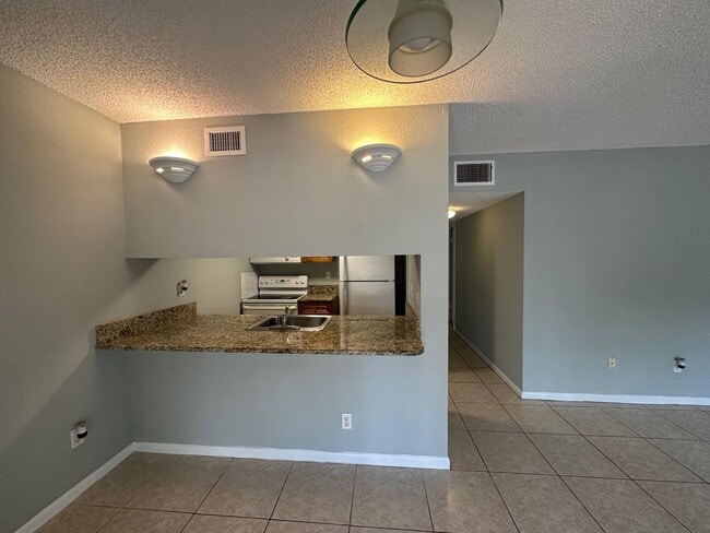 Photo - 6031 10th Ave N Unidad 118