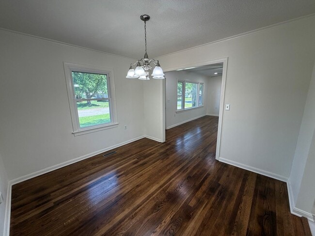 Photo - Bright, Updated 3 Bedroom Home with Modern Finishes