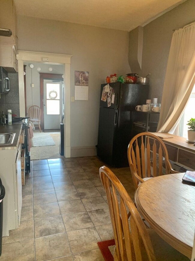 Photo - 1017 17th St Unidad 1/2