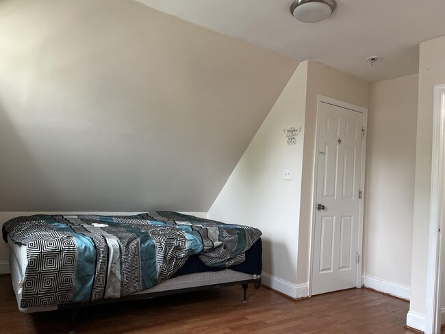 Photo - 3220 Brightwood Ave