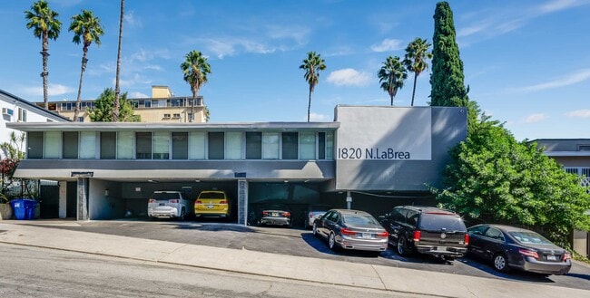 Photo - La Brea Apartments