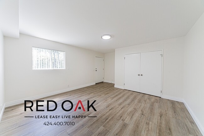 7032 Milwood Ave Unit 2