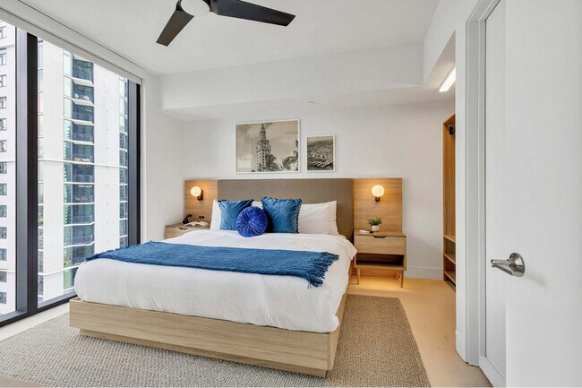 Photo - 601 NE 1st Ave Unidad SI ID1227486P