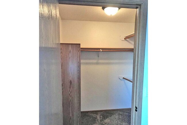 Building Photo - Madison Heights