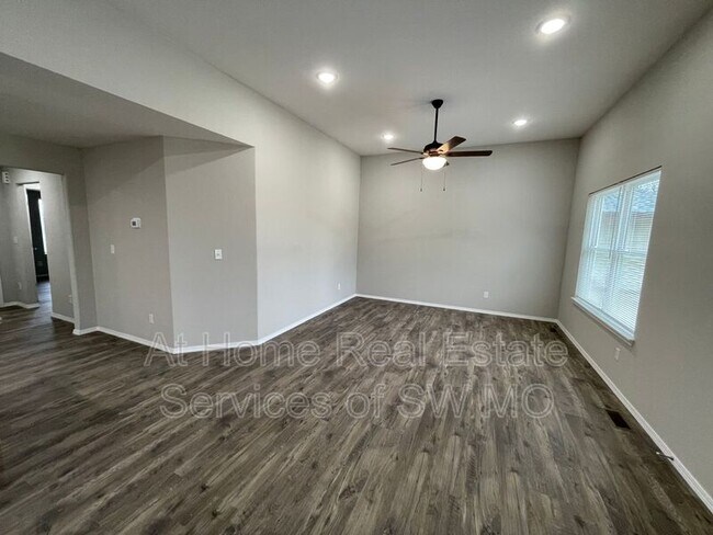 Photo - 3912 W Linwood St