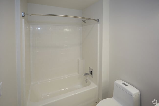 1BR, 2BA, Loft - 985 - Brookhurst Place - I