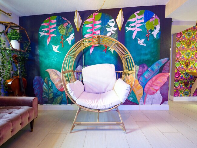 Photo - 3664 Gull Rd