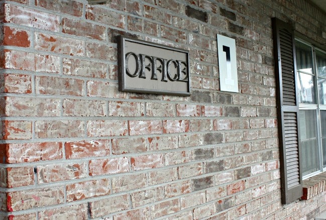 Onsite leasing office - Eastridge Apartments