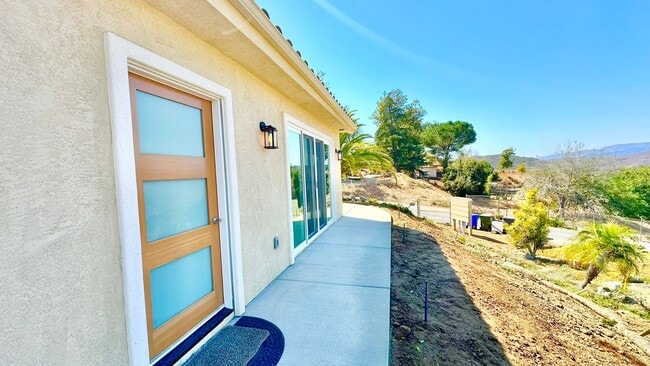Building Photo - Beautiful Newer Custom-Construction ADU Guest Home on Private Property in Fallbrook & Lovely Neig...