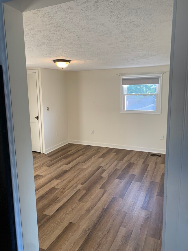 Photo - 346 Tyler Ave Unit Half