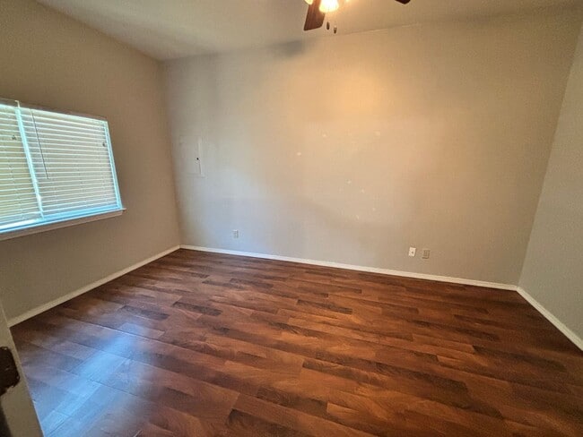 Photo - 2 bedroom 1 bathroom house in Downtown Edmond with central heat and air and washer/dryer hookup