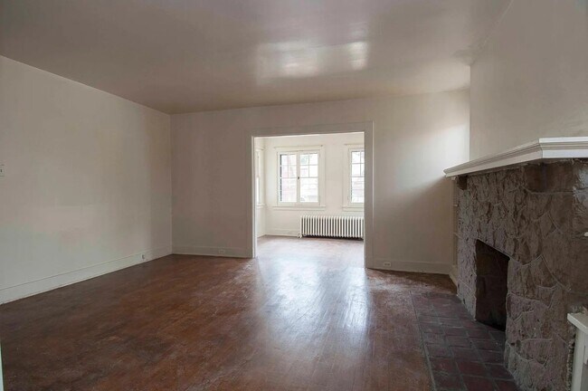 Photo - 6535 Northumberland St Unit 1
