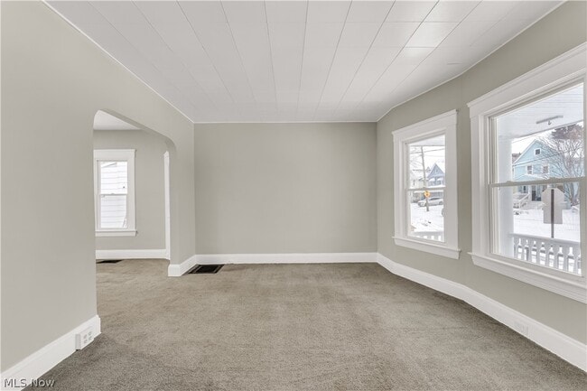 Photo - 1501 Botany Ave