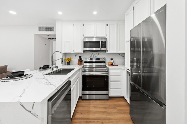 Photo - 5605 Friars Rd Unit 288