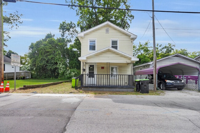 Building Photo - 617 1st Ave Rental