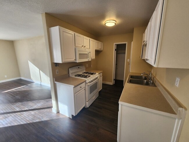 Photo - 1705 Breckenwood Ct Unit 1