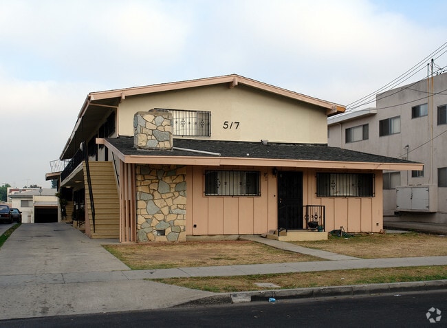 Building Photo - 517 Venice Way