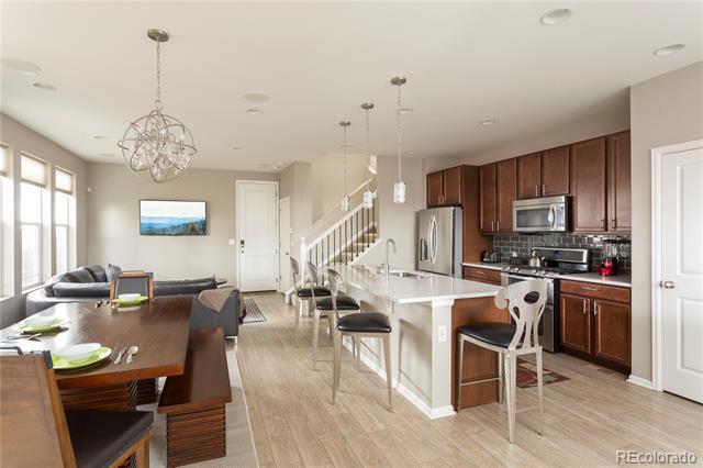 Photo - 2834 Macon Way