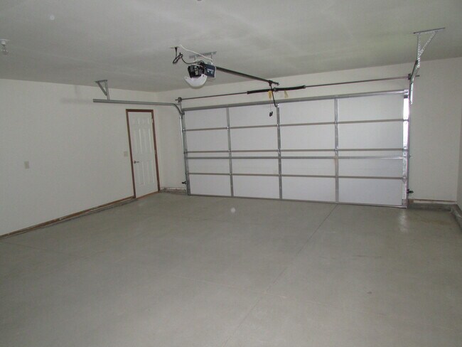 Photo - 2 BED | 2 BATH | TOWNHOME | SOUTH