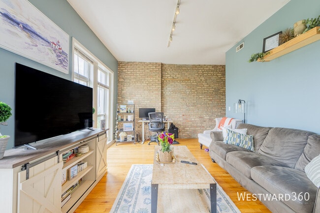 Photo - 2636 N Orchard St Unit 4F