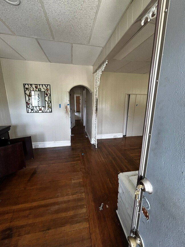 Photo - 4223 Labadie Ave