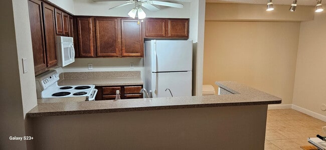 Photo - 7630 Westwood Dr Unit 302