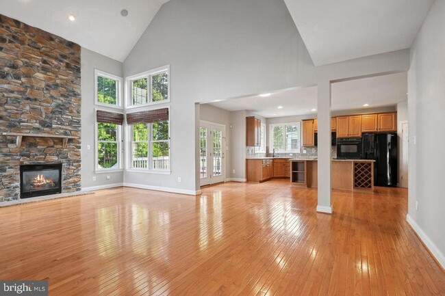 Photo - 43708 Red House Dr