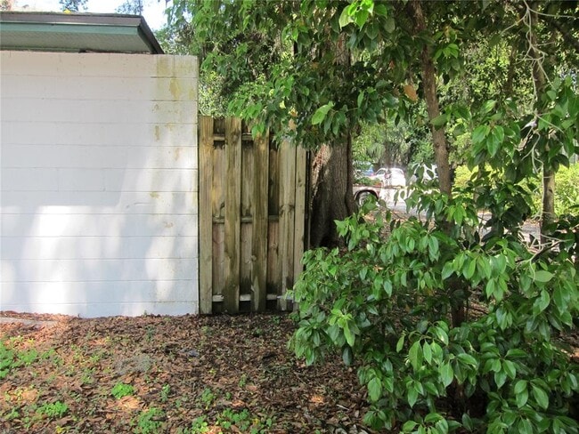 Photo - 317 SE 8th St